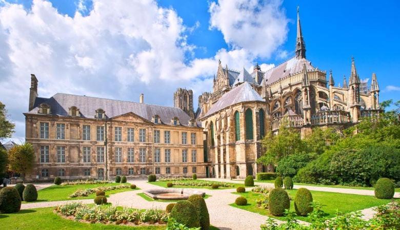 Grand T3 70m2 ,cosy Confort ,2 Appartement Reims
